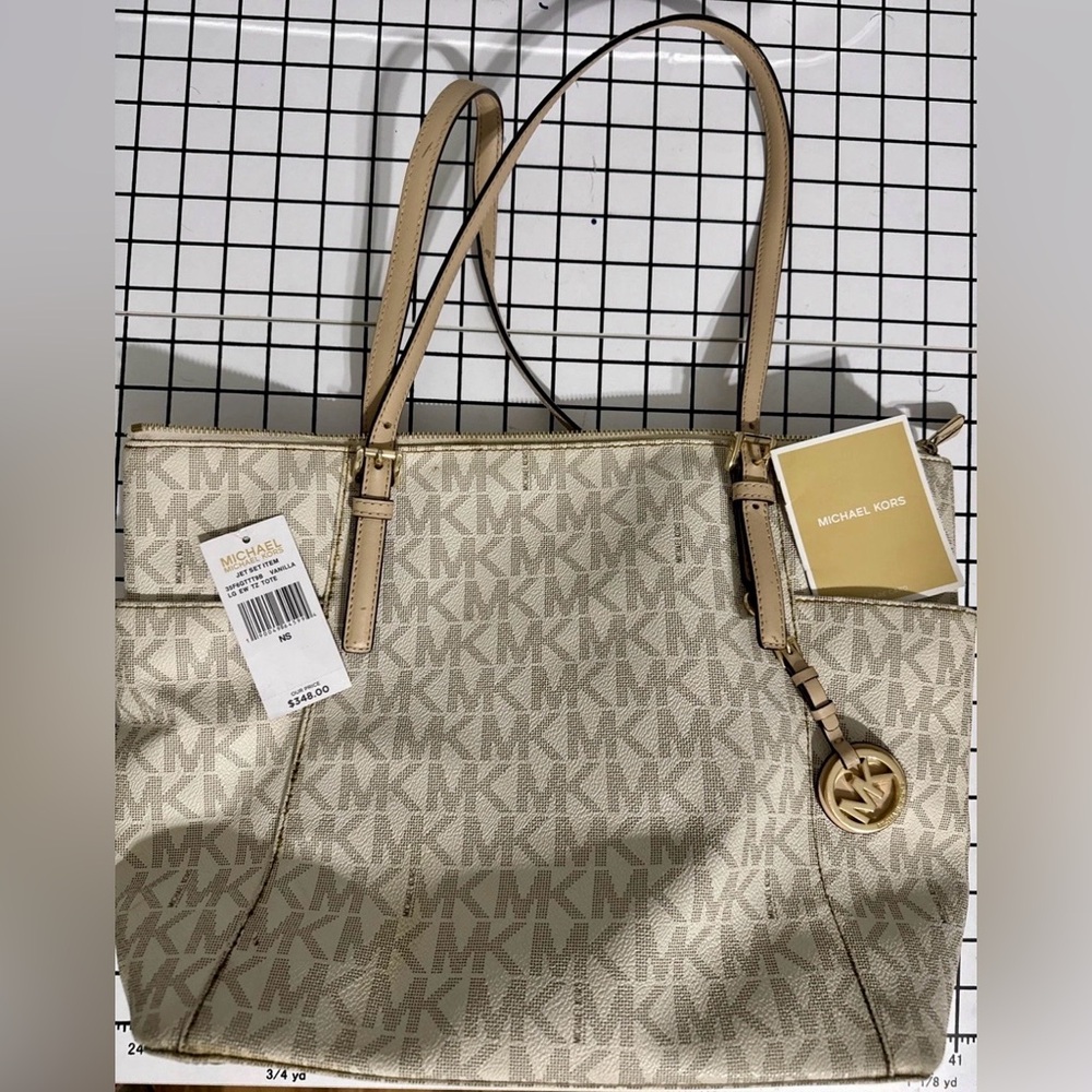 Michael Kors 35F6GTTT9B Jet Set Logo Print Signature Vanilla Tote Handbag